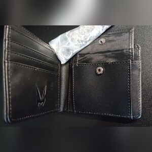 Bat Embossed Wallet W Chain (New)